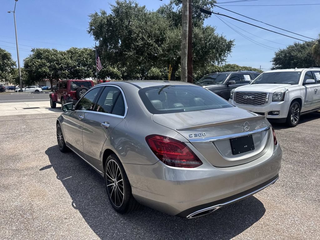 Used 2019 Mercedes-Benz C 300 Sedan image 6