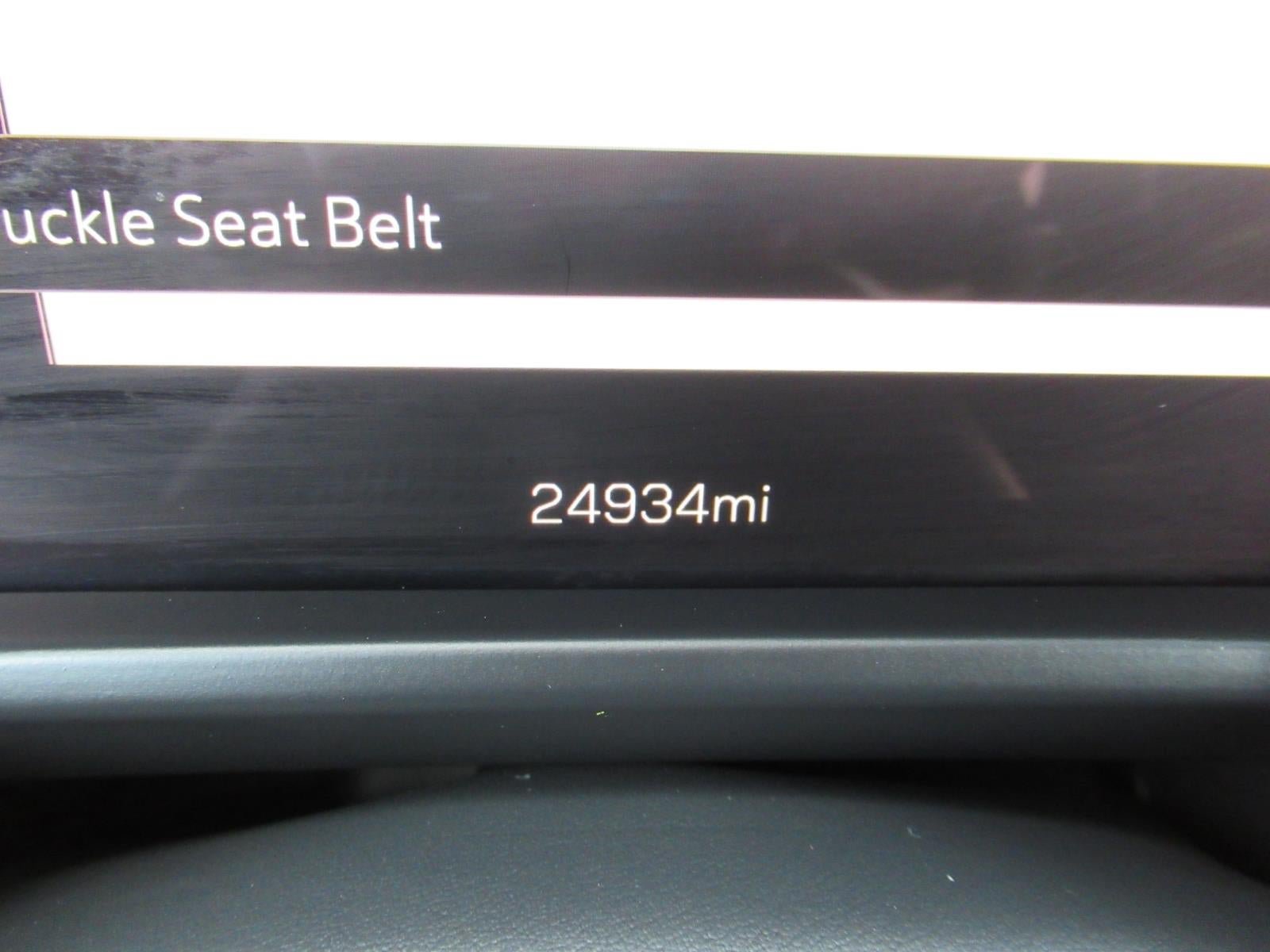 Used 2025 GMC Acadia Elevation FWD image 31