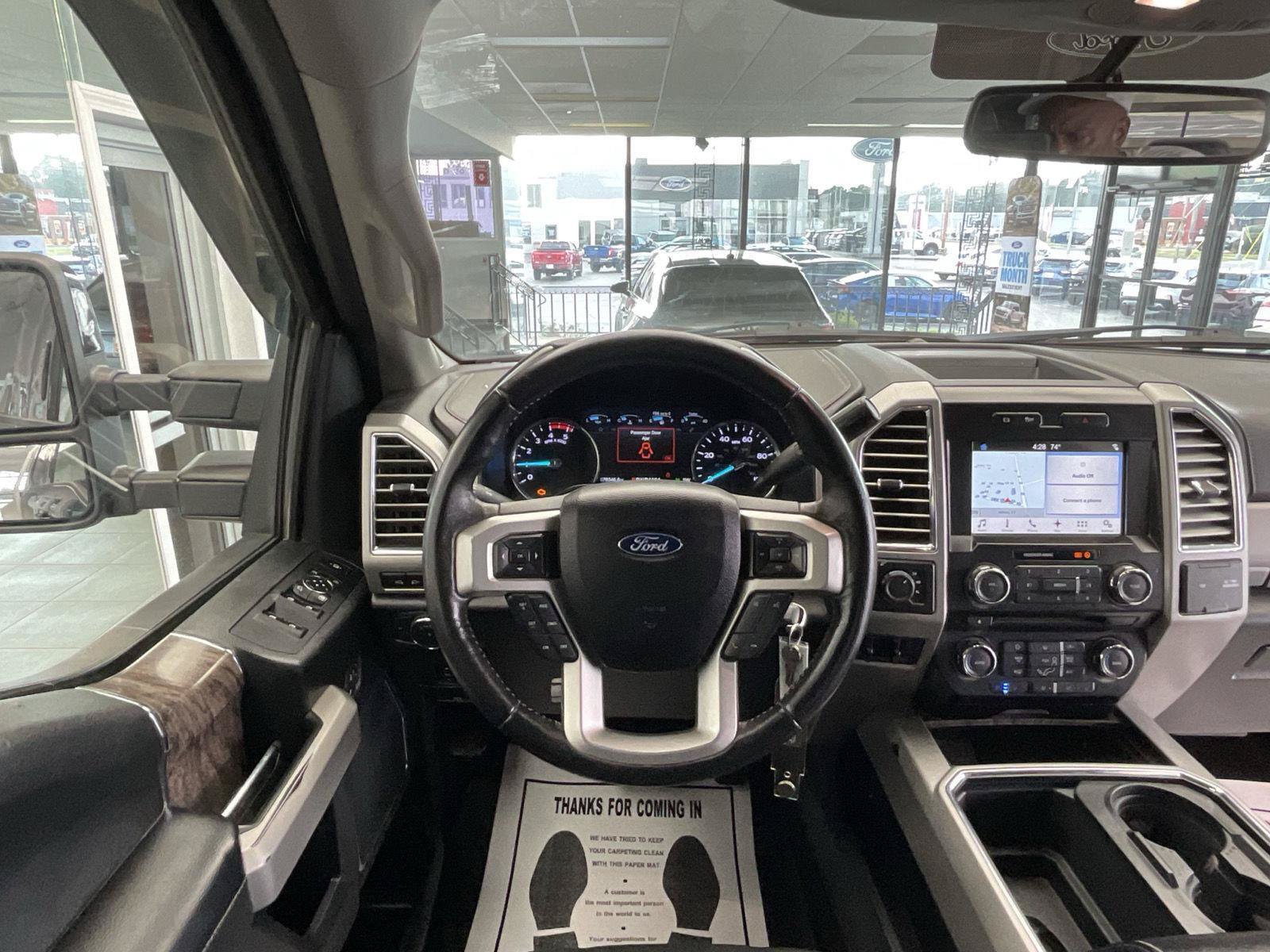 Used 2017 Ford F550 4x4 SuperCab Super Duty image 25
