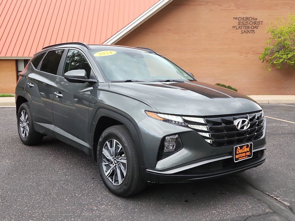 Used 2024 Hyundai Tucson Blue