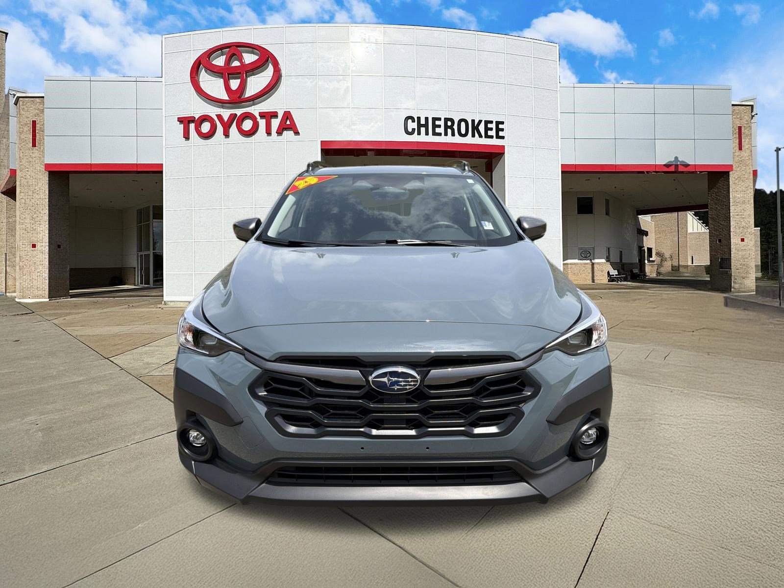 Used 2025 Subaru Crosstrek 2.0i Premium AWD/4WD image 2