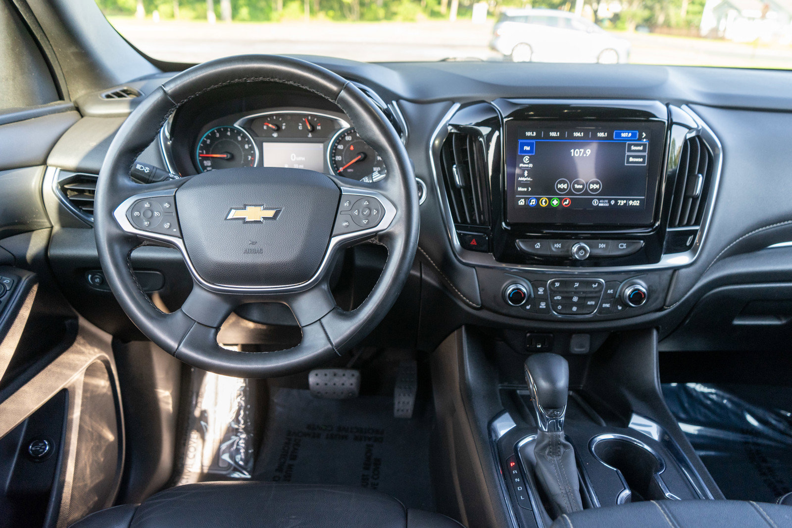Used 2023 Chevrolet Traverse LT AWD/4WD image 13