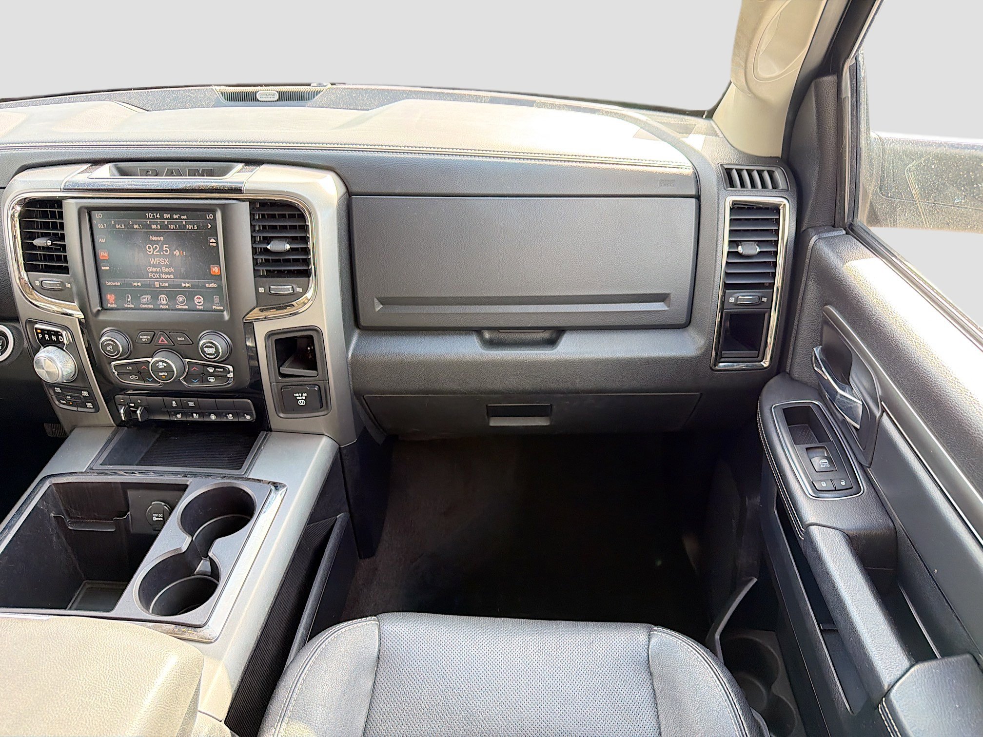 Used 2015 RAM 1500 Sport image 17