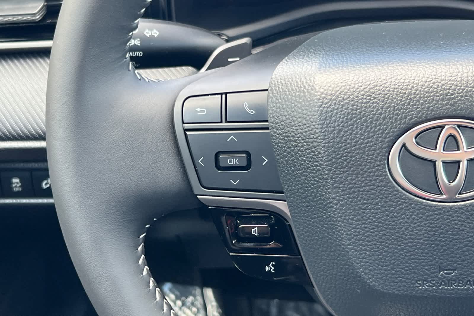 Certified 2026 Toyota Camry SE FWD image 25