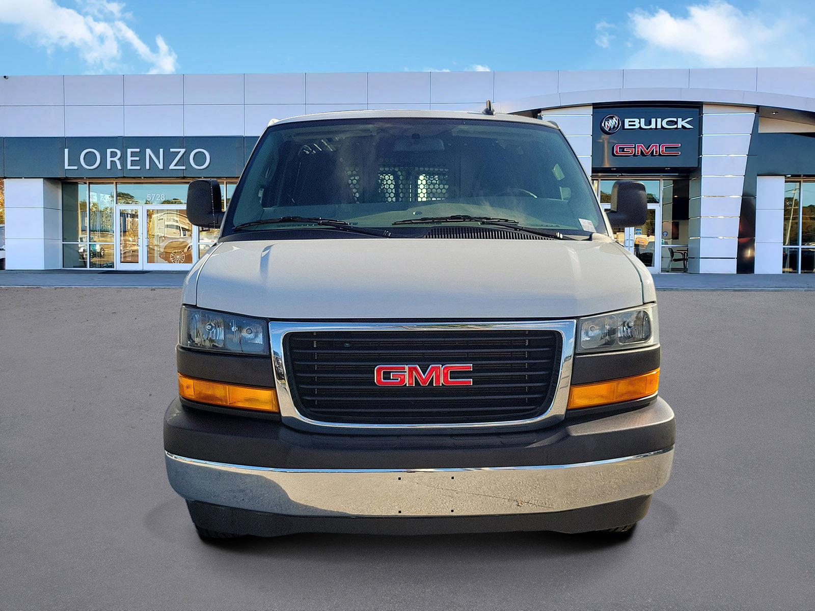 Used 2024 GMC Savana 2500 w/ Driver Convenience Package image 2
