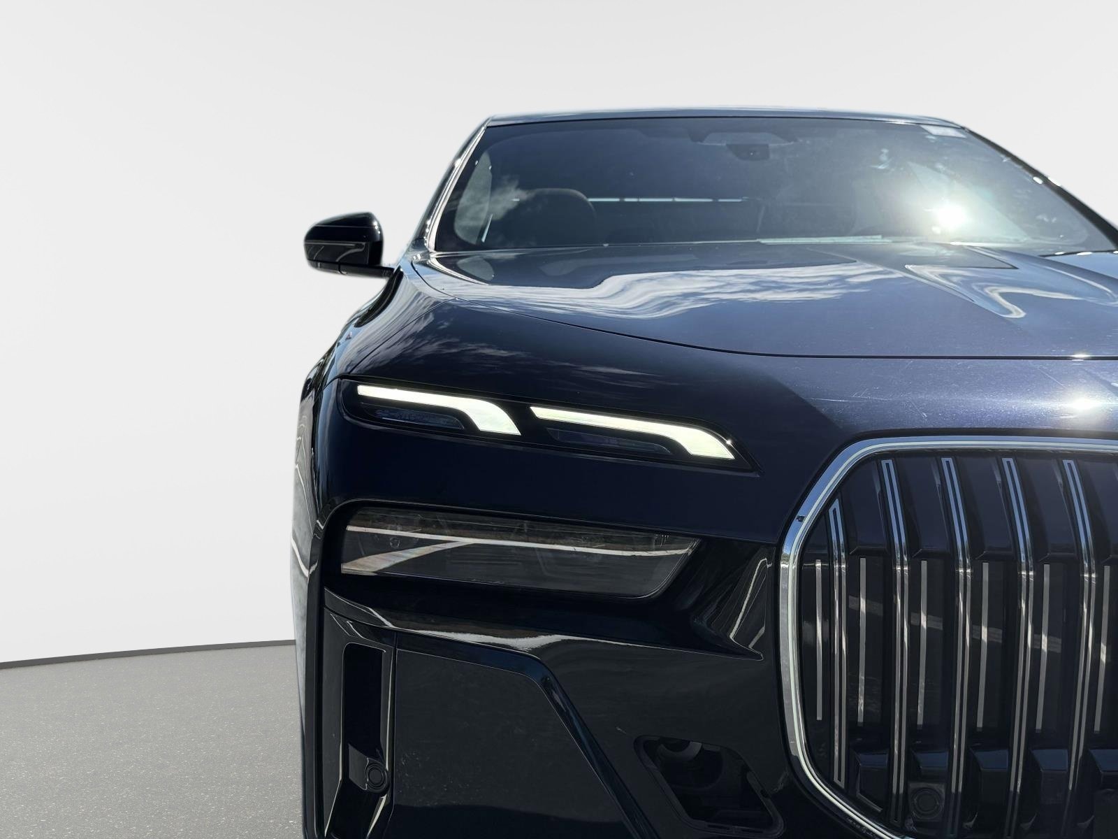 Used 2023 BMW 740i 740i image 9