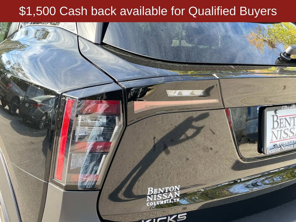 New 2026 Nissan Kicks SR w/ Cold Weather Package image 13