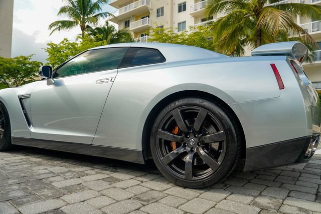 Used 2010 Nissan GT-R Premium AWD/4WD image 18