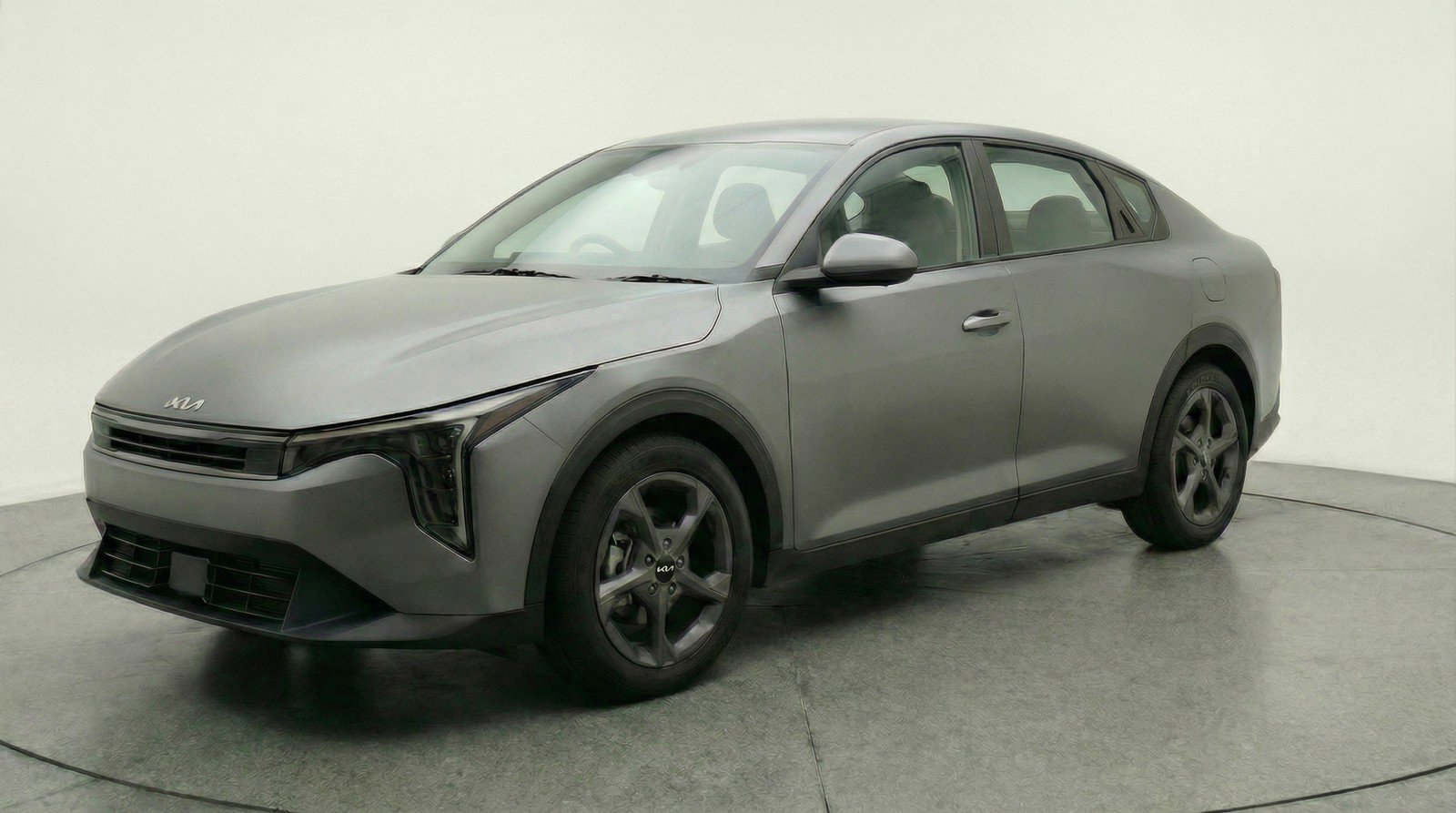 Used 2025 Kia K4 FWD image 3