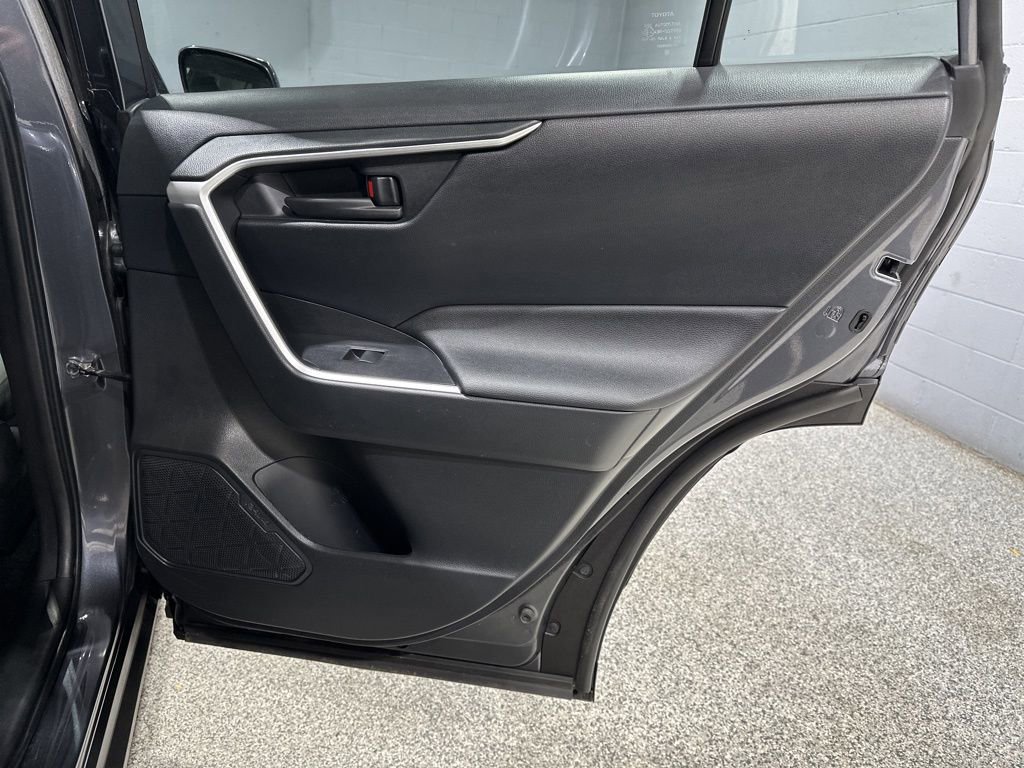 Certified 2022 Toyota RAV4 LE image 19