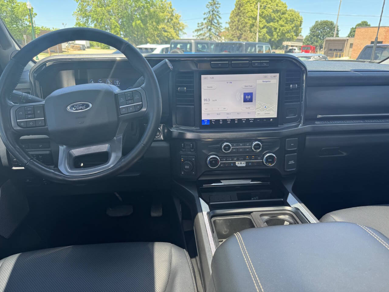 Used 2023 Ford F250 Lariat w/ Sport Appearance Package AWD/4WD image 10