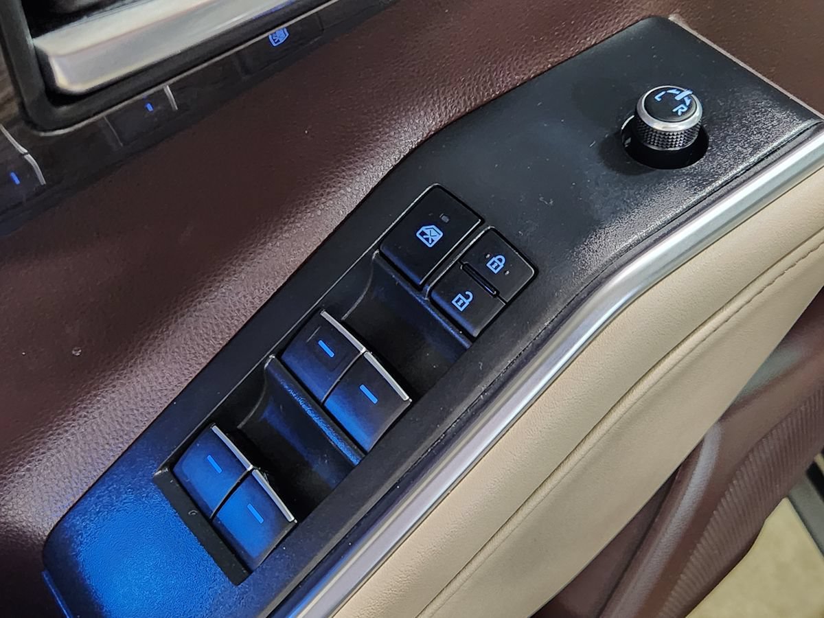 Used 2022 Toyota Highlander Limited FWD image 44
