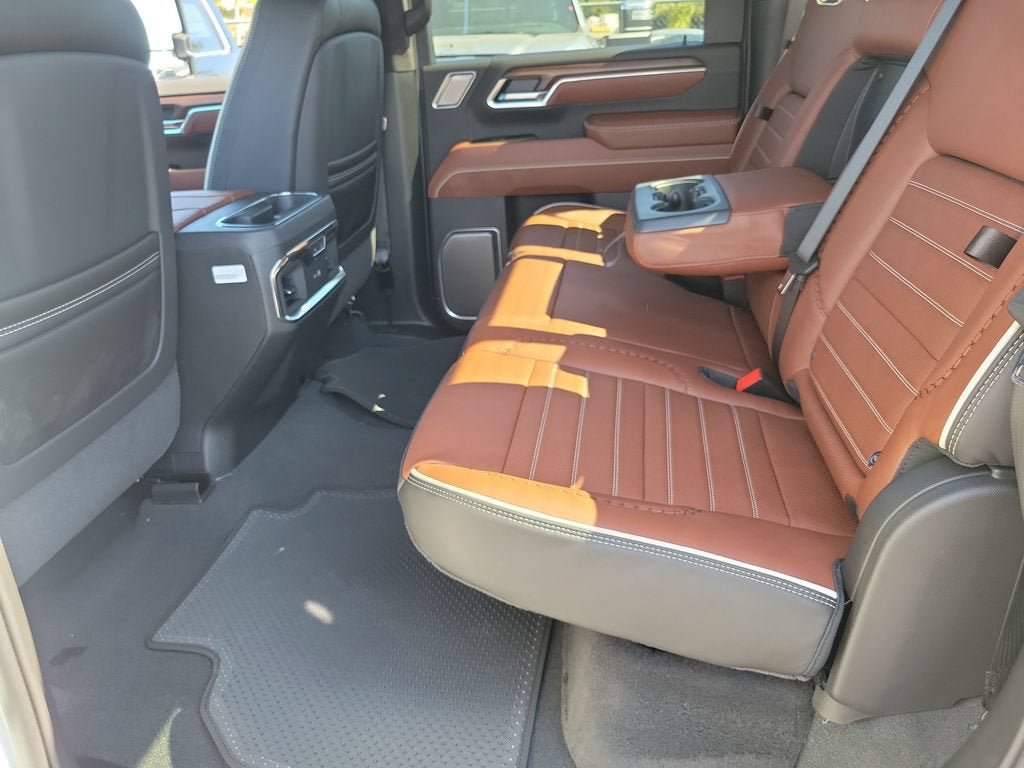 New 2026 GMC Sierra 2500 Denali Ultimate w/ Max Trailering Package AWD/4WD image 8