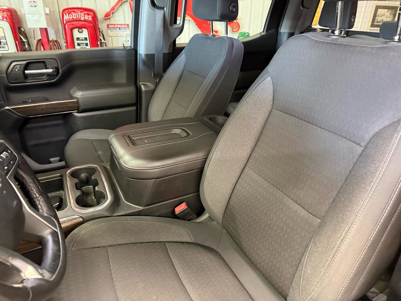 Used 2020 Chevrolet Silverado 1500 RST w/ Rally Edition image 16