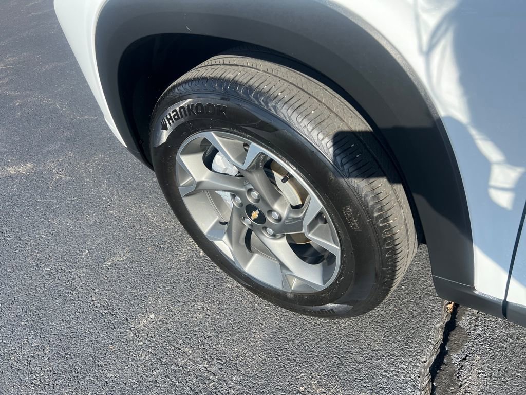 Used 2024 Chevrolet Trax LT image 10