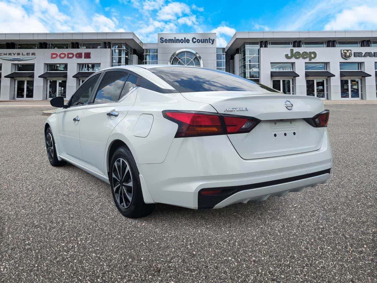 Used 2021 Nissan Altima 2.5 S FWD image 6