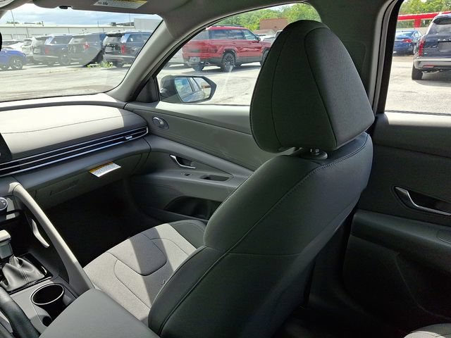 New 2026 Hyundai Elantra SE FWD image 11