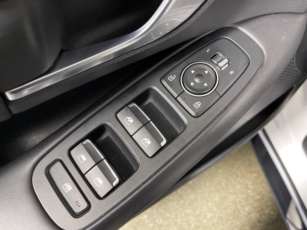Certified 2022 Hyundai Sonata SEL w/ Winter Weather Package FWD image 18