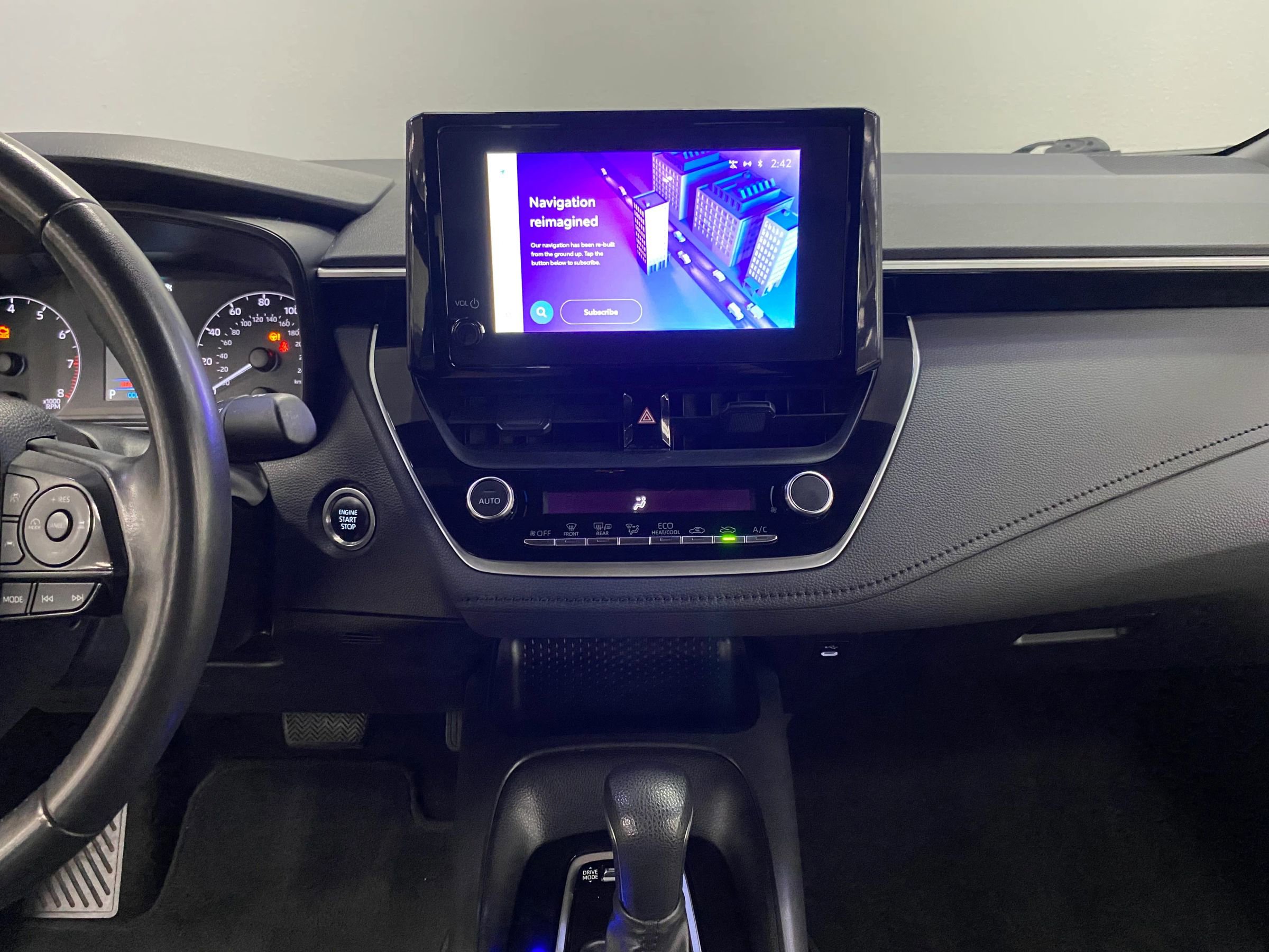 Used 2023 Toyota Corolla SE image 18