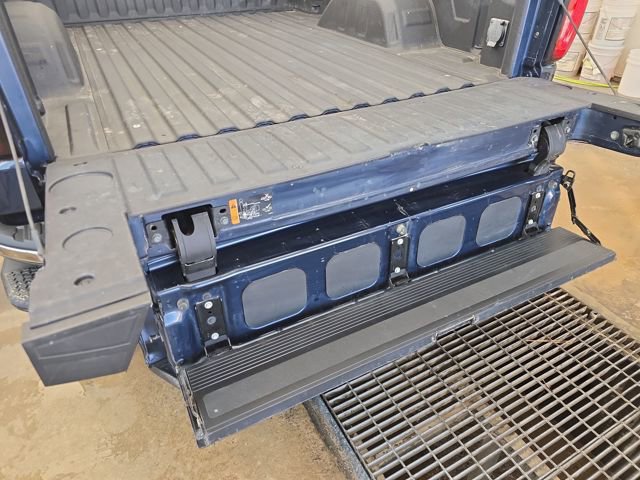 Used 2020 GMC Sierra 1500 SLT w/ SLT Convenience Package image 38