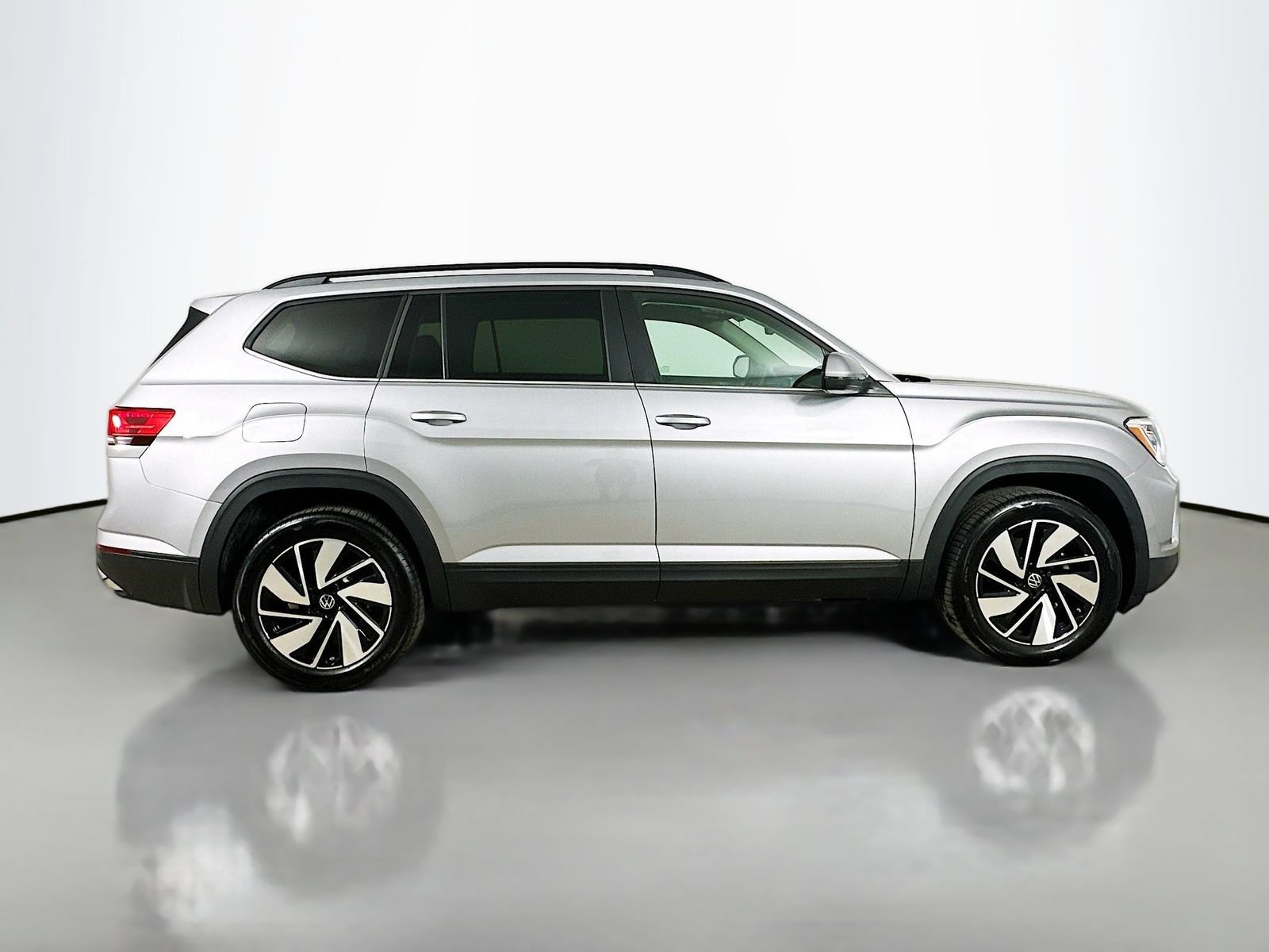 New 2026 Volkswagen Atlas SE AWD/4WD image 4