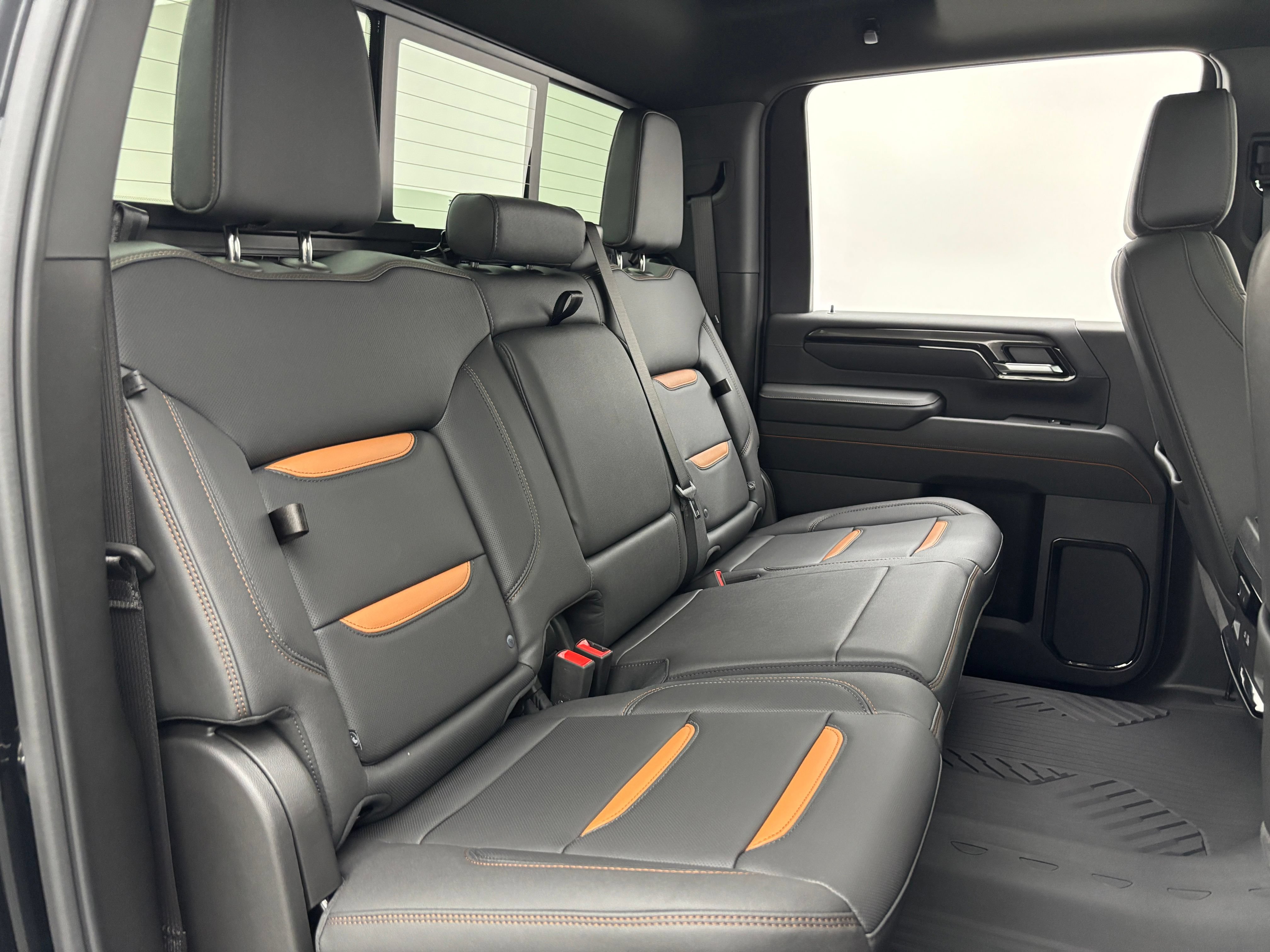 New 2026 GMC Sierra 2500 AT4 w/ AT4 Premium Plus Package AWD/4WD image 43