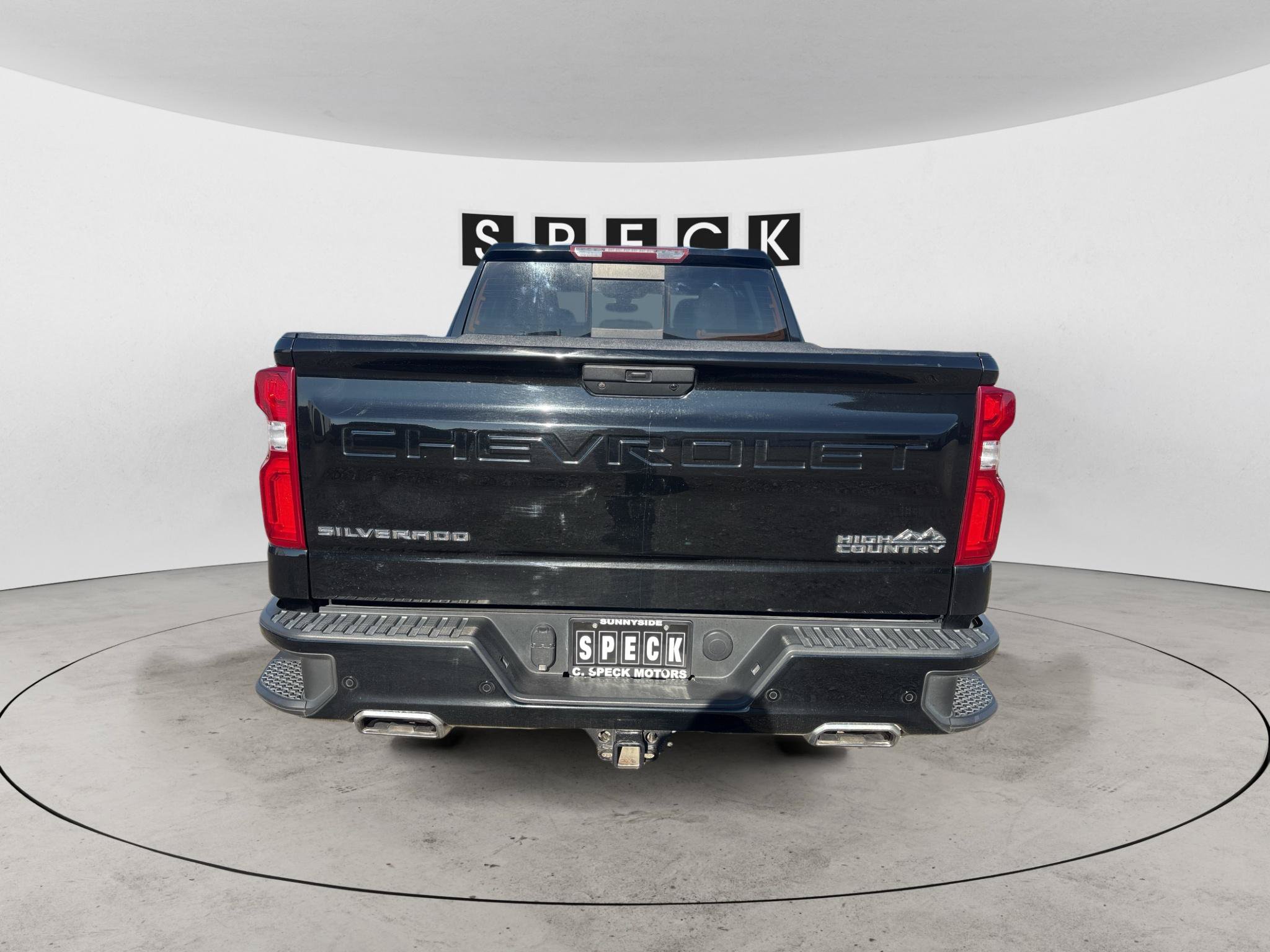 Used 2021 Chevrolet Silverado 1500 High Country AWD/4WD image 4