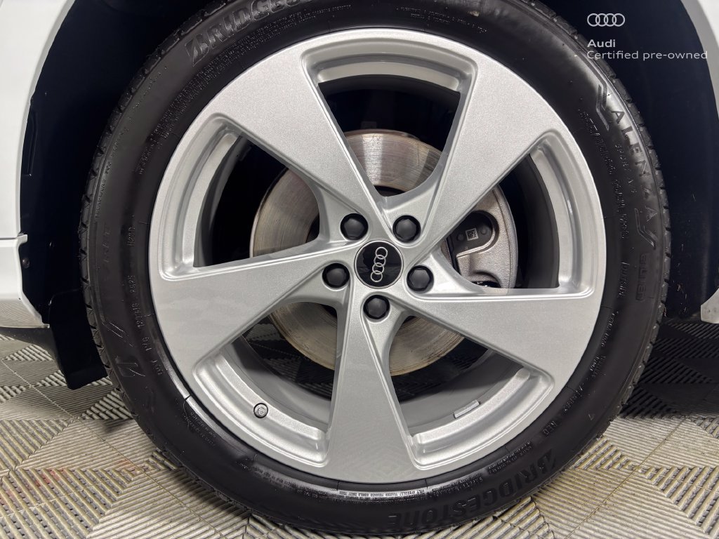 Certified 2025 Audi Q5 Premium Plus w/ Premium Plus AWD/4WD image 32
