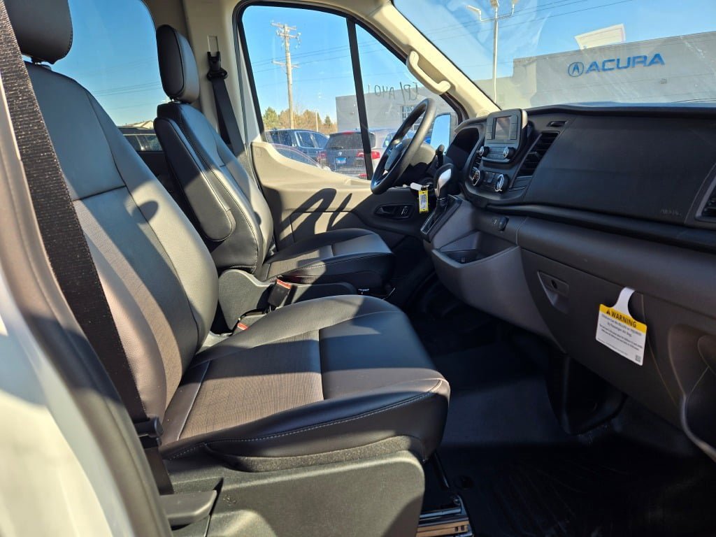 New 2025 Ford Transit 350 XL image 5