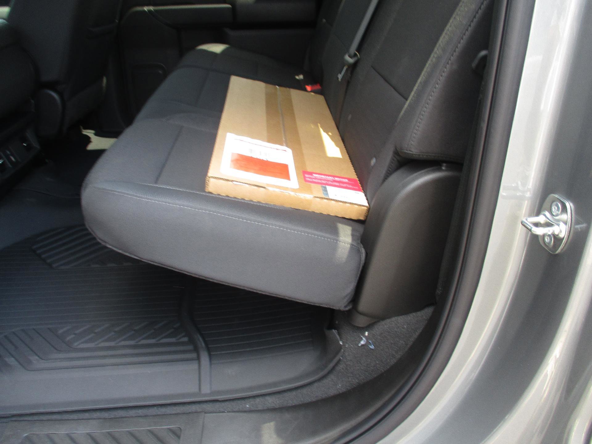 New 2026 Chevrolet Silverado 1500 Custom Trail Boss w/ Dark Appearance Package image 12