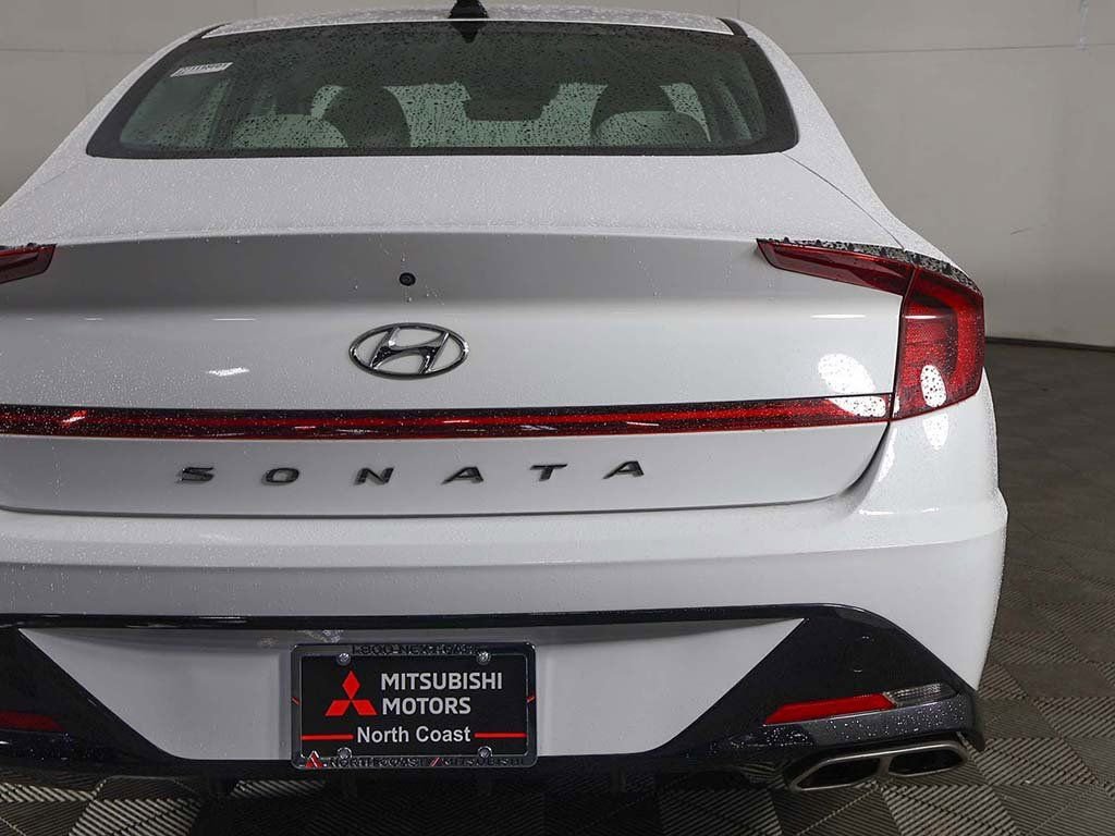 Used 2023 Hyundai Sonata SEL w/ Cargo Package image 16