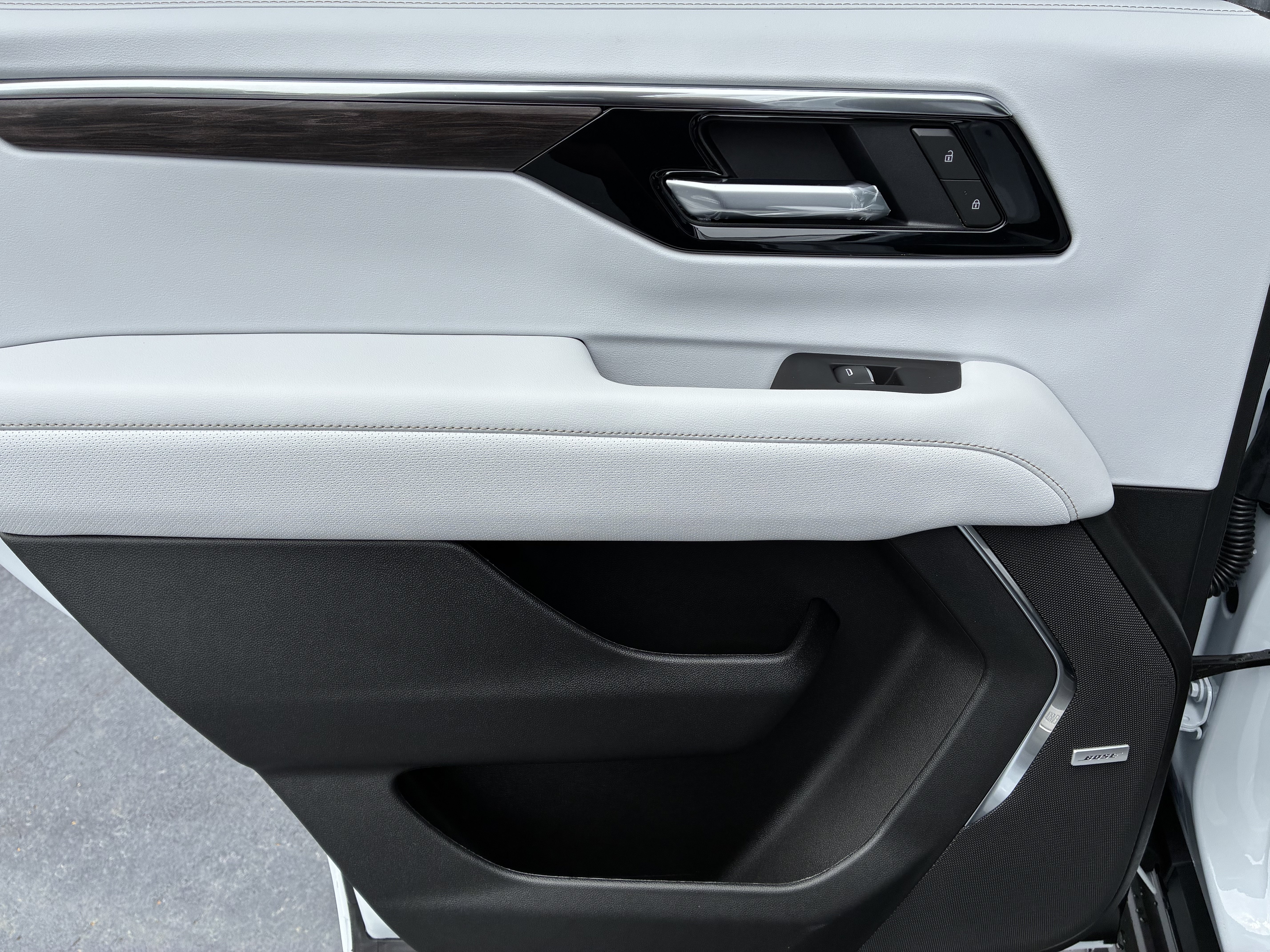 New 2026 Chevrolet Tahoe Premier AWD/4WD image 16