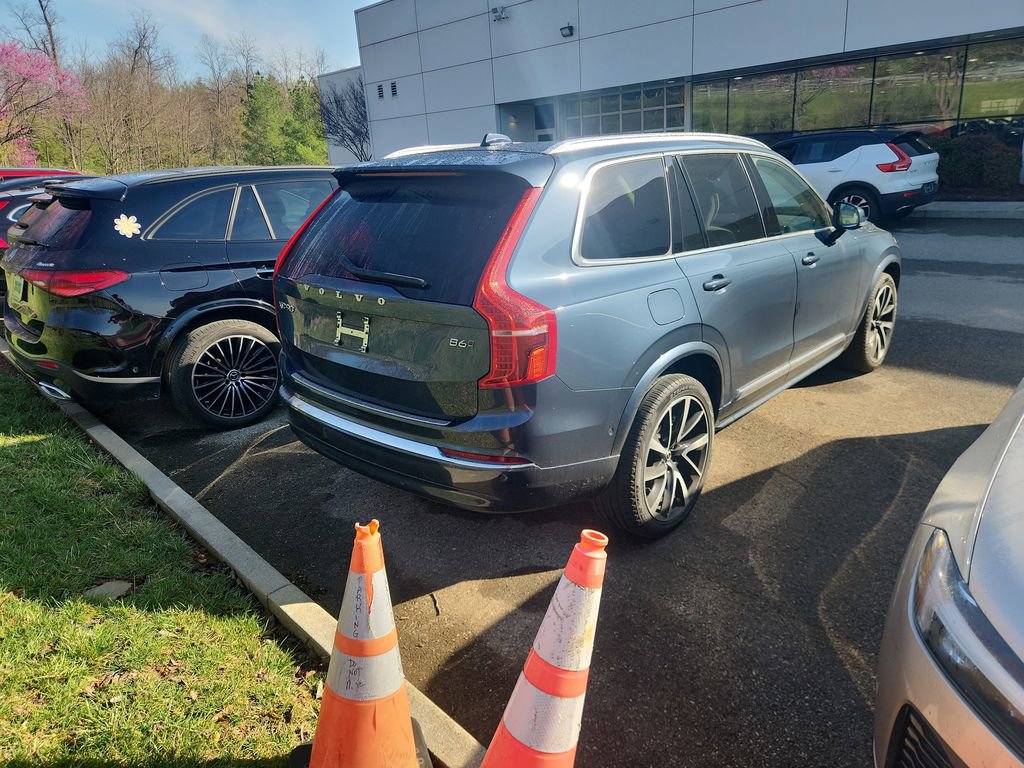 Used 2023 Volvo XC90 B6 Plus w/ Protection Package Premier image 3