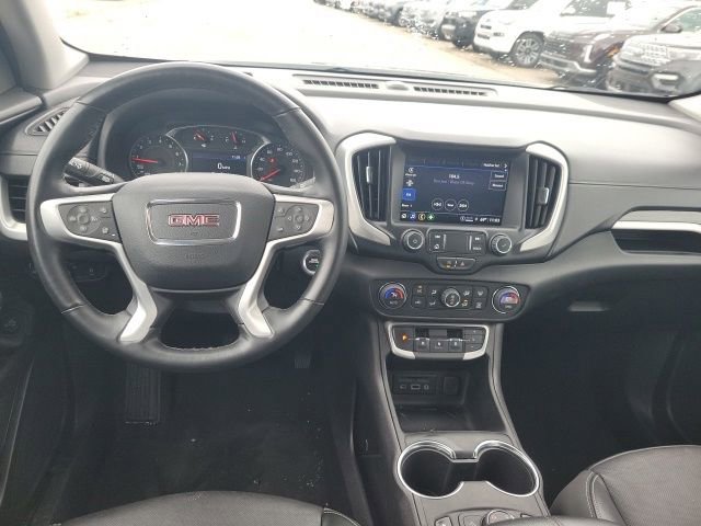 Used 2024 GMC Terrain SLT AWD/4WD image 3