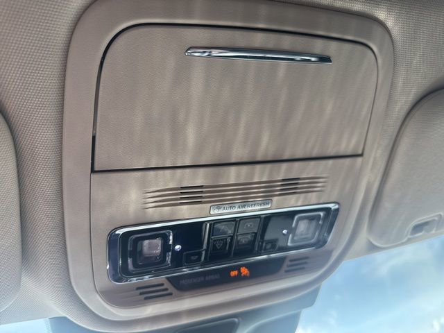 Used 2024 Lincoln Aviator Reserve w/ Equipment Group 201A image 25