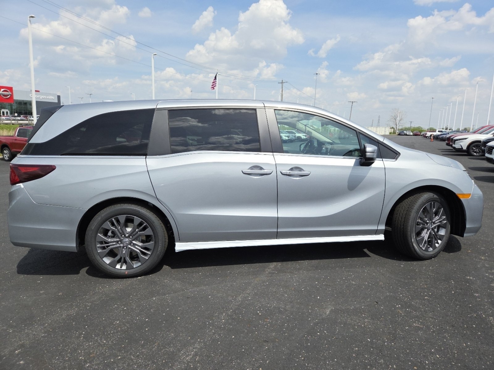 New 2026 Honda Odyssey Touring image 20