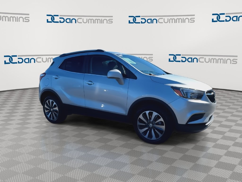 Used 2022 Buick Encore Preferred w/ Safety Package AWD/4WD image 2