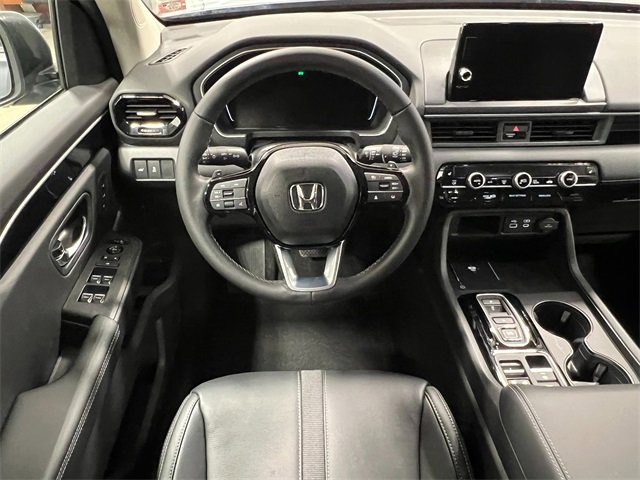 New 2025 Honda Pilot EX-L image 16