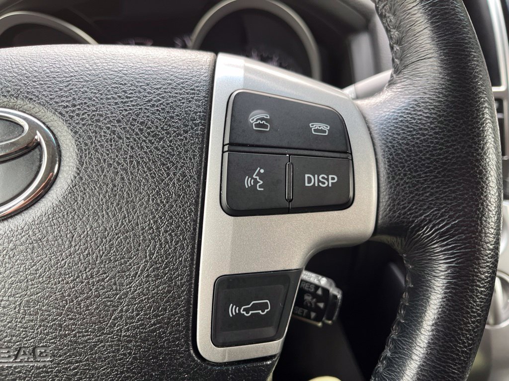Used 2014 Toyota Land Cruiser AWD/4WD image 25