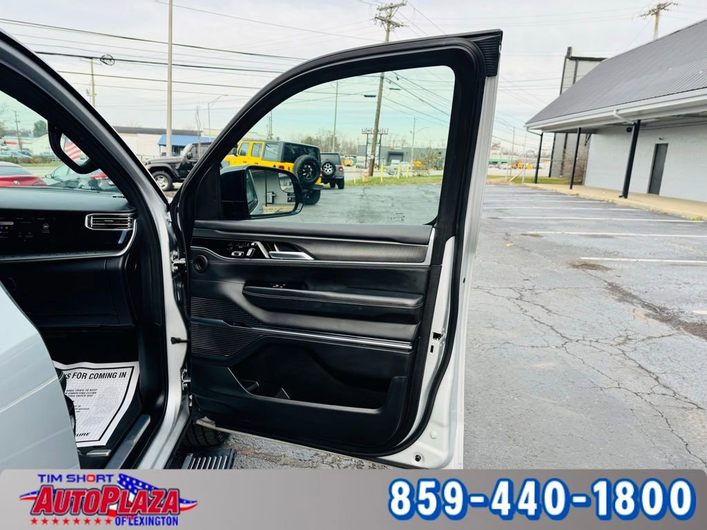 Used 2024 Jeep Grand Wagoneer Series II w/ Quick Order Packagew 28T image 74