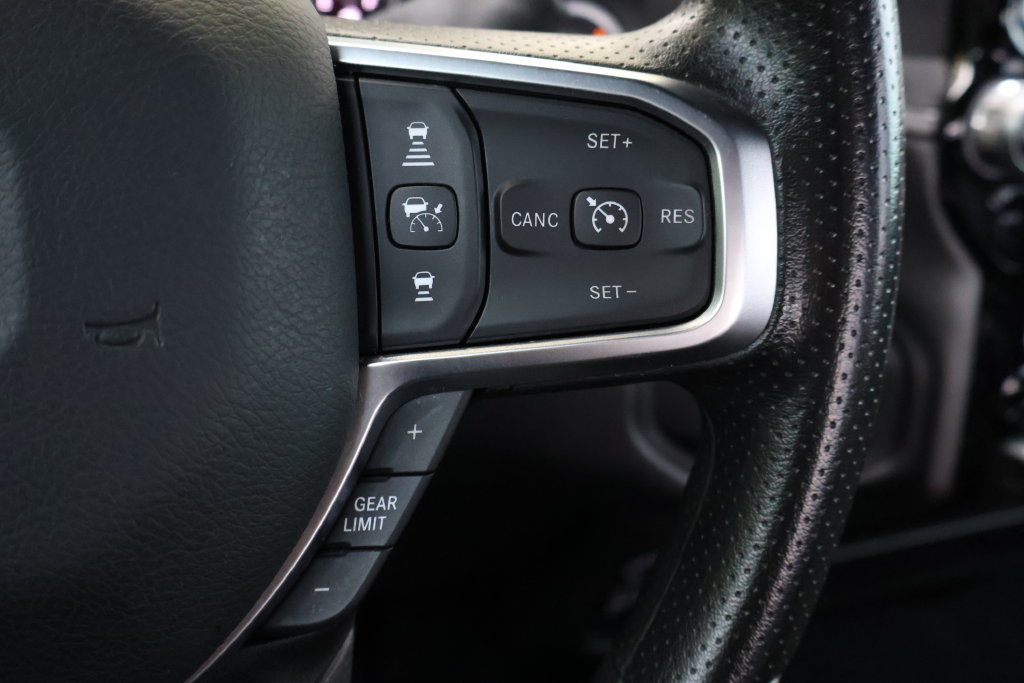 Used 2025 RAM 3500 Tradesman AWD/4WD image 32
