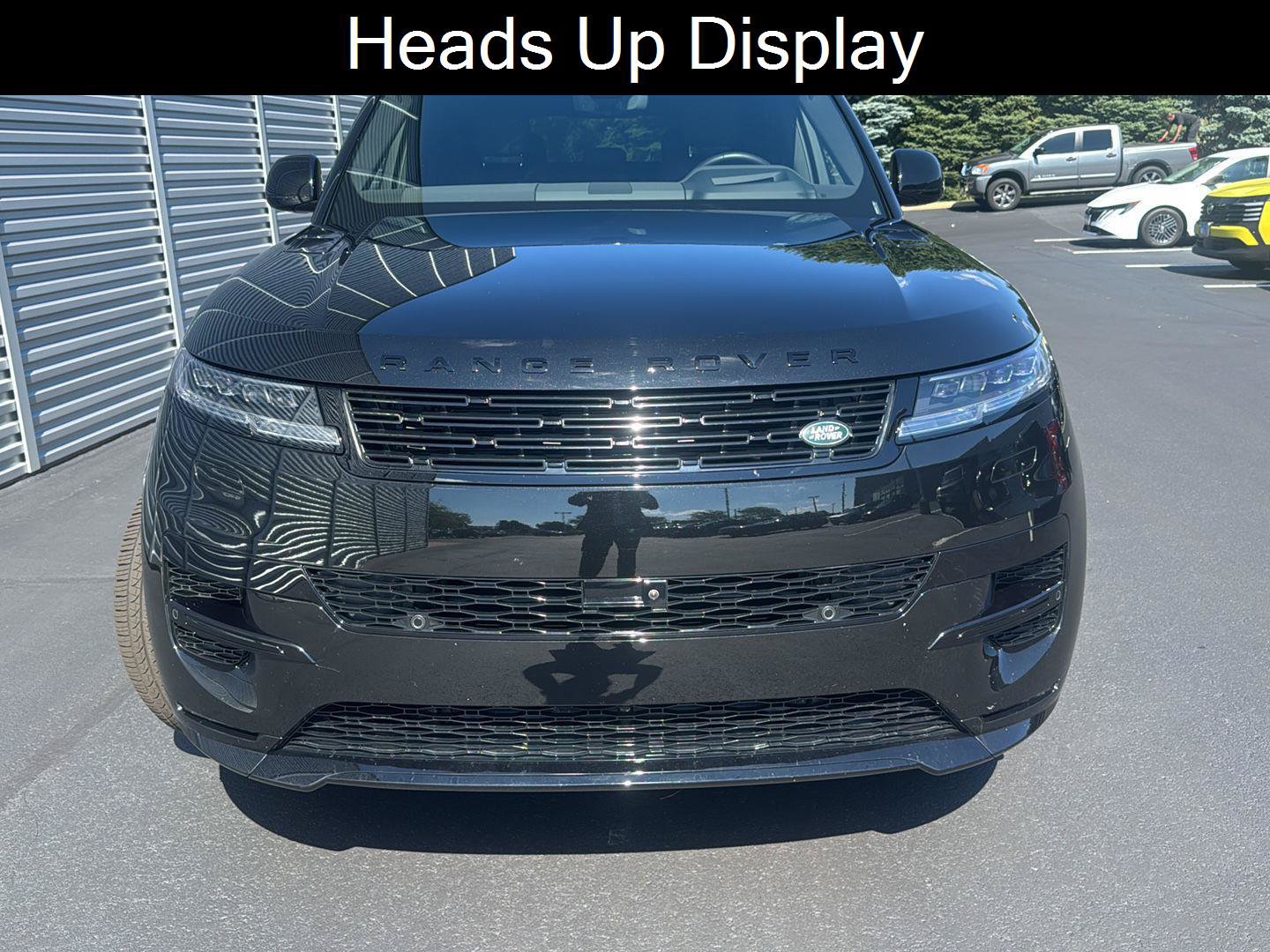 Certified 2025 Land Rover Range Rover Sport Dynamic SE AWD/4WD image 2