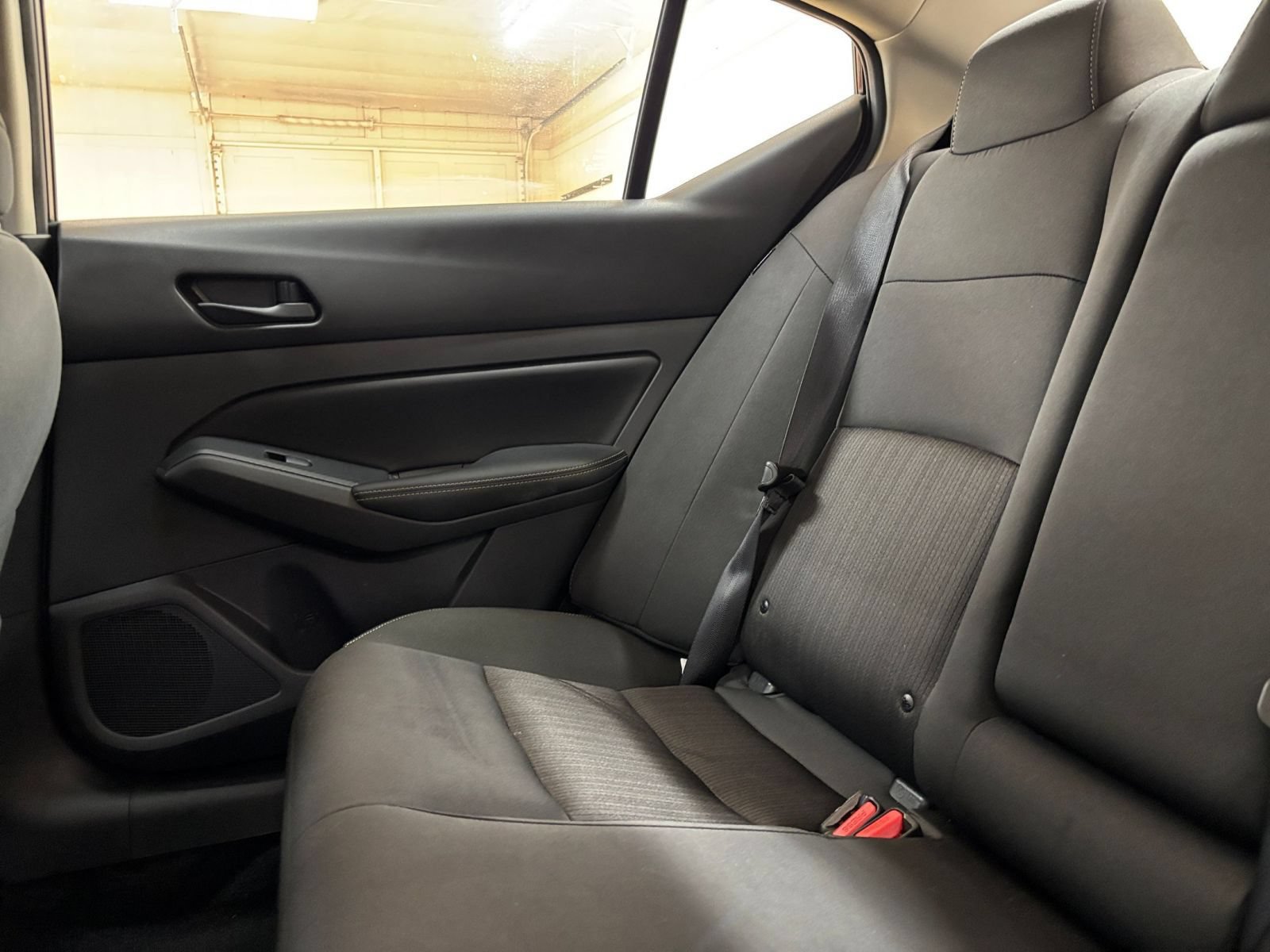 Used 2025 Nissan Altima 2.5 SV FWD image 39