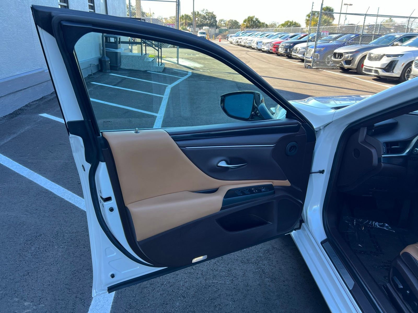 Used 2020 Lexus ES 350 image 22