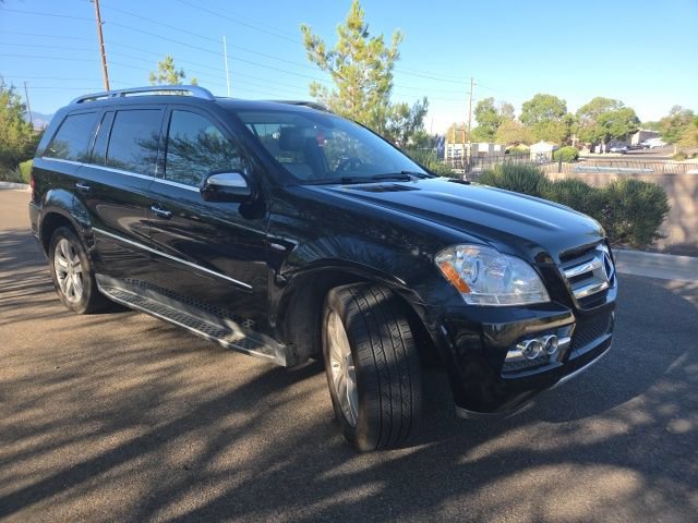 Used 2010 Mercedes-Benz GL 320 BlueTEC 4MATIC image 4