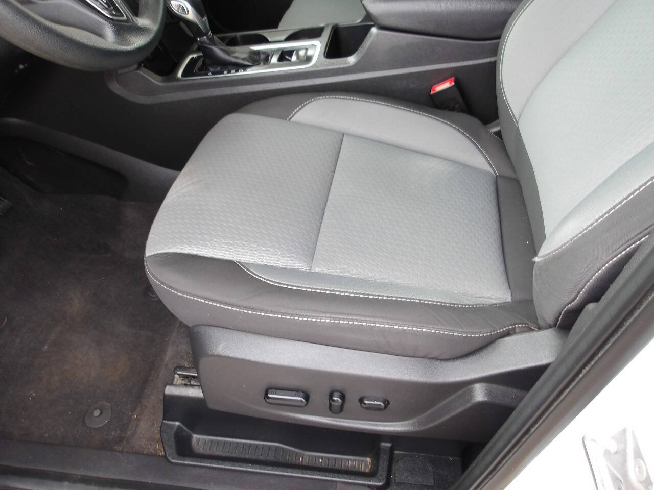Used 2019 Ford Escape SE AWD/4WD image 21