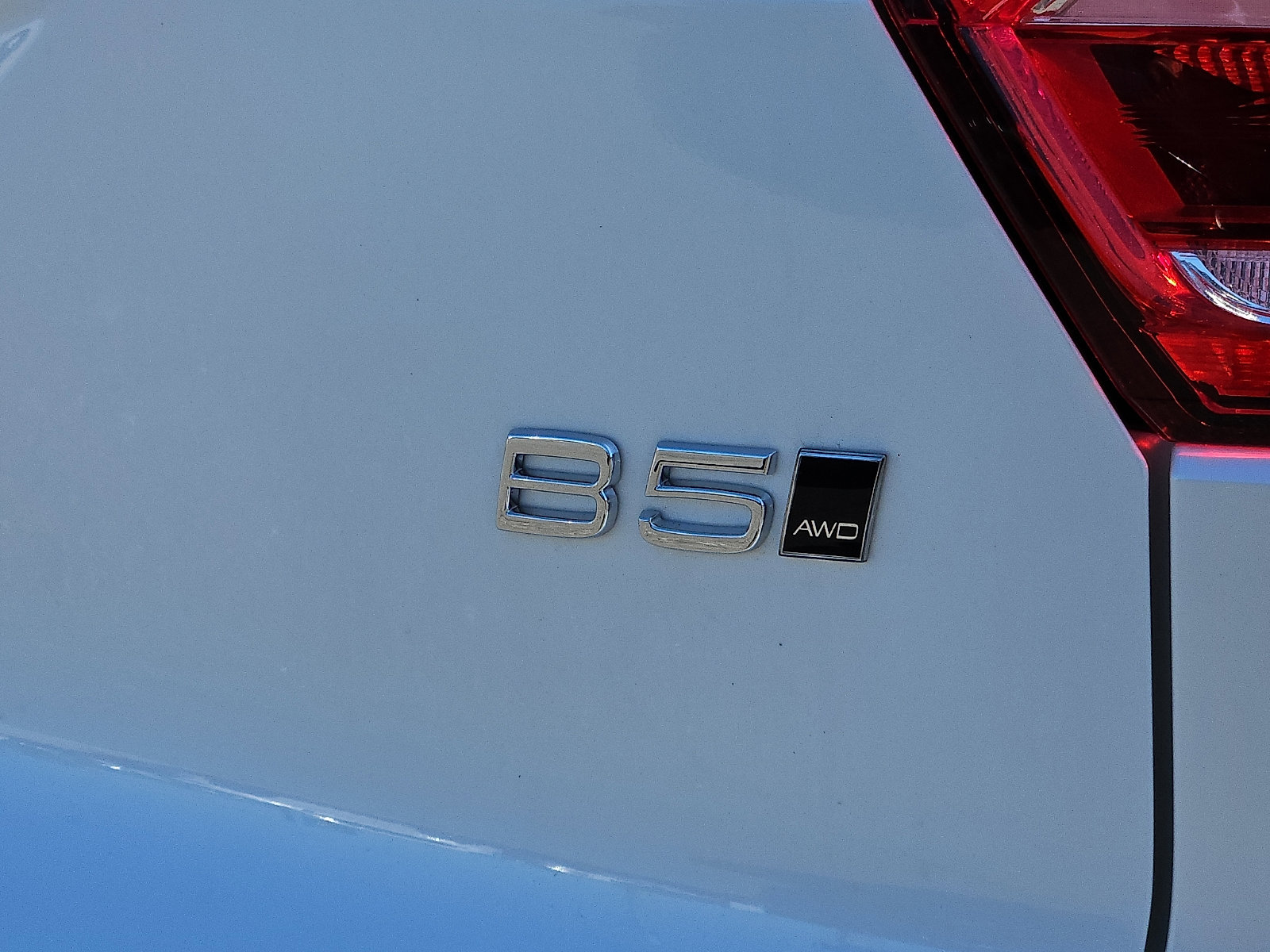 New 2026 Volvo XC40 B5 Plus w/ Protection Package Premier AWD/4WD image 22