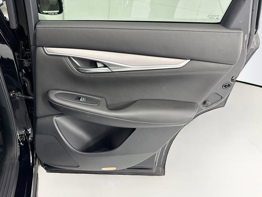 Used 2023 INFINITI QX55 Luxe w/ Cargo Package image 25