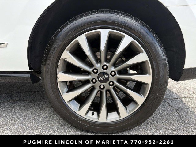 Used 2021 Lincoln Navigator Reserve w/ Luxury Package AWD/4WD image 20
