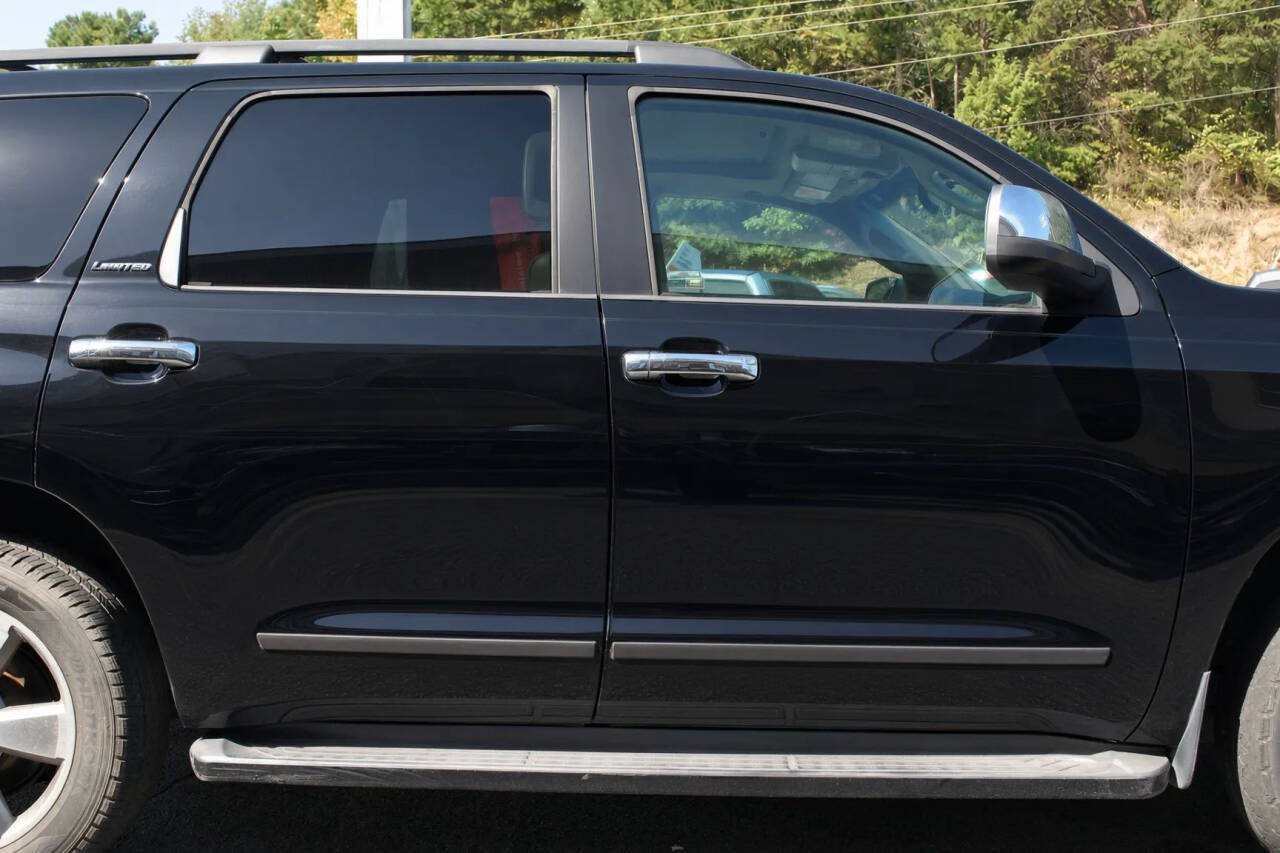 Used 2008 Toyota Sequoia Limited RWD image 7
